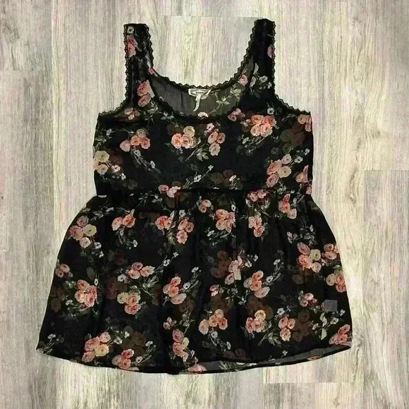 Kirra PacSun Sheer Black Floral Lace Tank Top Sleeveless Babydoll Shirt Size M - Picture 1 of 6
